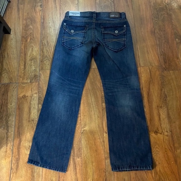 New with tags Express Kingston fit classic jeans
